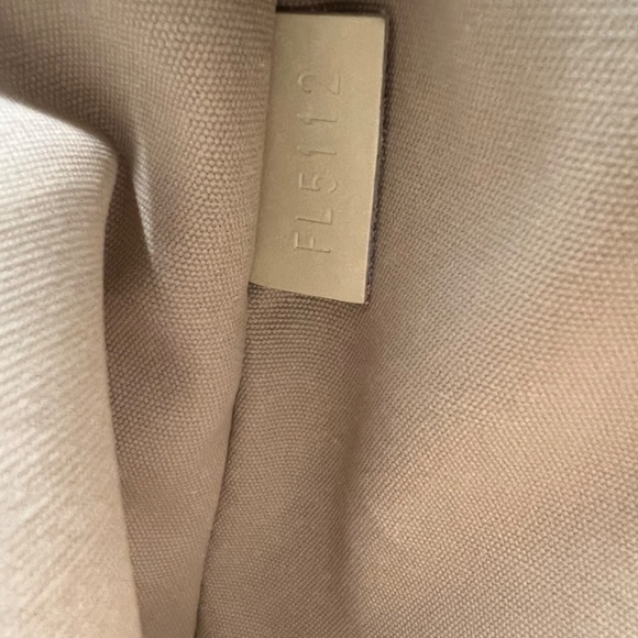 LOUIS VUITTON  Epi Brea MM Ivory - Picture 6 of 16